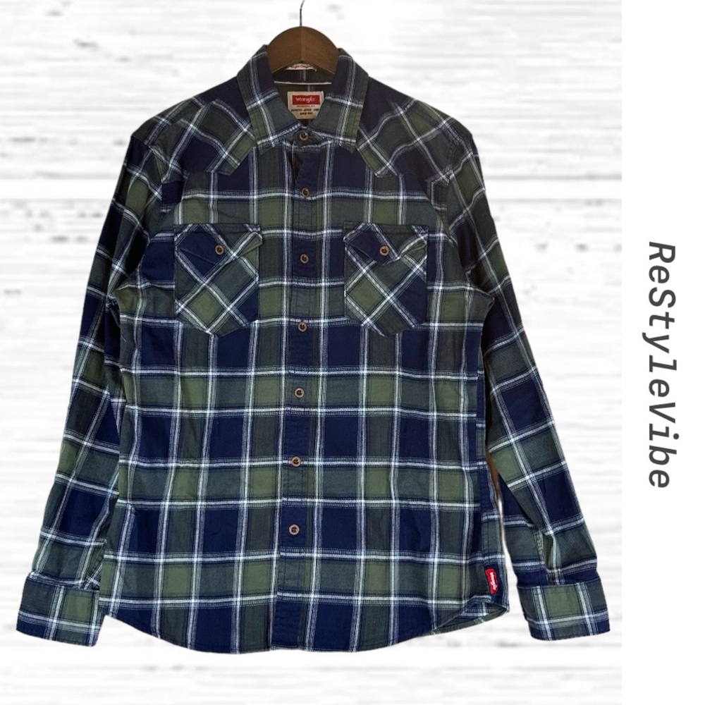 WRANGLER Men’s Size M Shirt Western Plaid Flex Button Down Long Sleeve Stretch